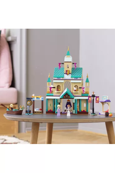 LEGO Disney Princess Zamkowa wioska w Arendelle 41167