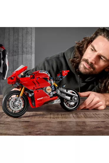 LEGO Technic Ducati Panigale V4 R 42107