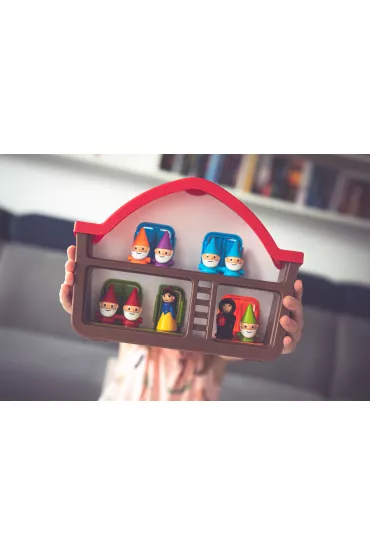 Smart Games. Snow White (ENG) IUVI Games