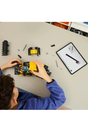 LEGO Technic adowarka koowa Volvo L120 Electric 42209