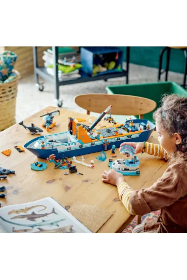 LEGO City ��d� badacza Arktyki 60368