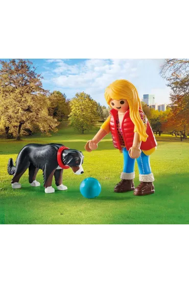 Playmobil My Life Dziewczynka z psem pasterskim 71738