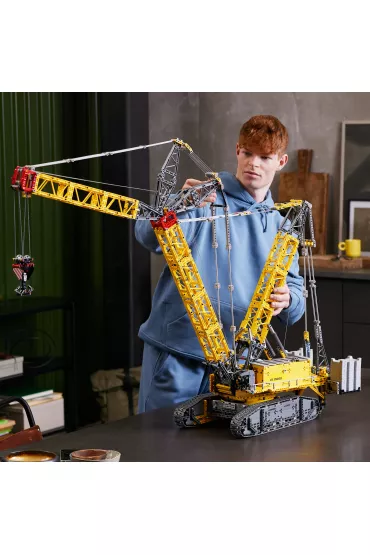 LEGO Technic �uraw g�sienicowy Liebherr LR 13000 42146
