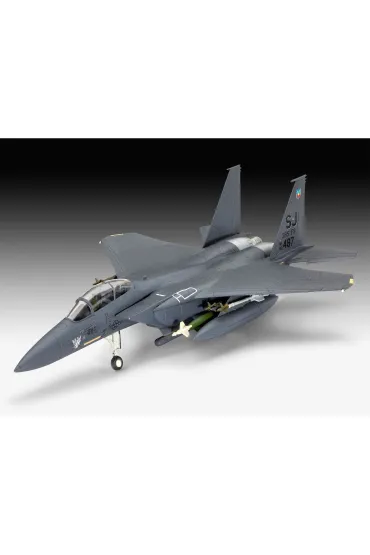Samolot. F-15E Strike Eagle & Bombs Cobi