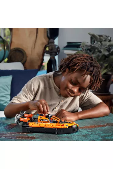 LEGO Technic Poduszkowiec ratowniczy 42120