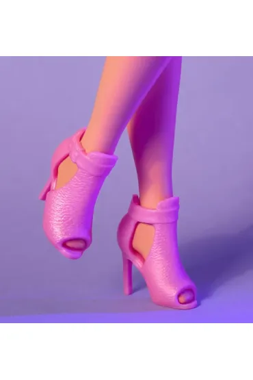 Barbie. Looks 24 Lalka kr�g�a r�owa mini Mattel