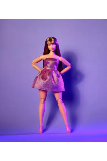 Barbie. Looks 24 Lalka kr�g�a r�owa mini Mattel
