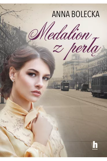 Medalion z per�� - Anna Bolecka