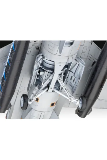 Model set 1:72 F-16D Fighting Falcon Cobi