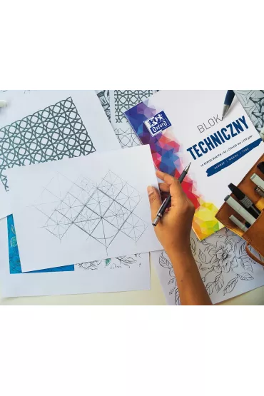 Oxford Blok techniczny A4 bia�y 10 kartek