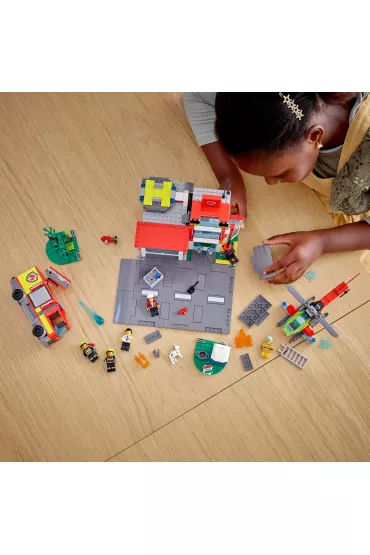 Lego CITY Remiza stra�acka 60320