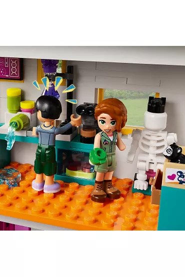 LEGO Friends Mi�dzynarodowa szko�a w Heartlake 41731