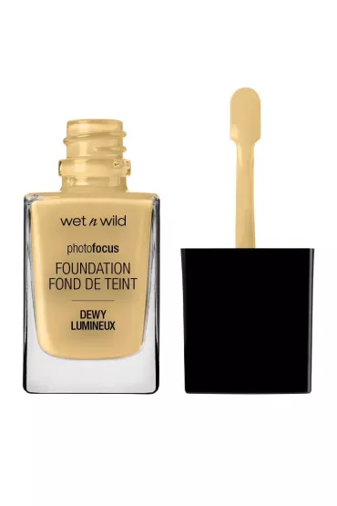 Wet n Wild Photo Focus Dewy Foundation podk�ad do twarzy Golden Beige 28 ml
