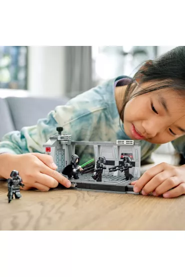LEGO Star Wars Atak mrocznych szturmowc�w 75324