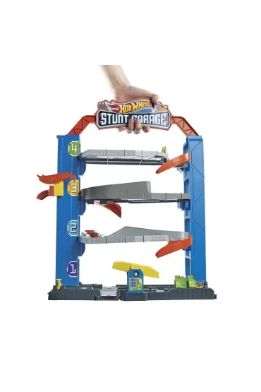 Hot Wheels. City Gara� parking z wind�