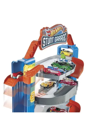 Hot Wheels. City Gara� parking z wind�