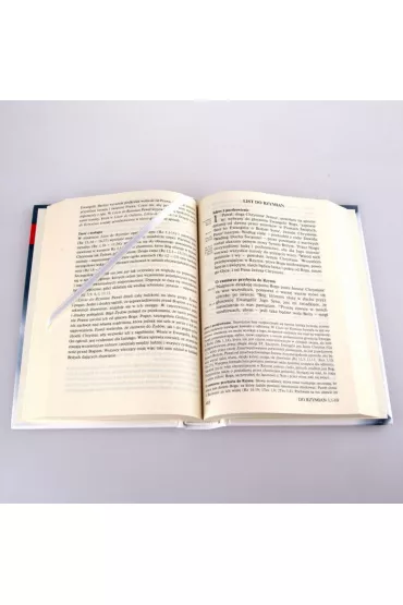Nowy Testament. Najnowszy przek�ad z j�zyk�w oryginalnych z komentarzem (pocket)