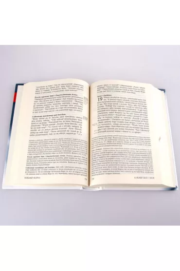 Nowy Testament. Najnowszy przek�ad z j�zyk�w oryginalnych z komentarzem (pocket)