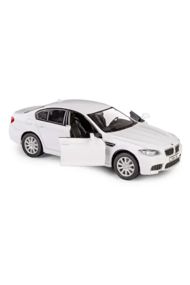 BMW M5 White RMZ Daffi