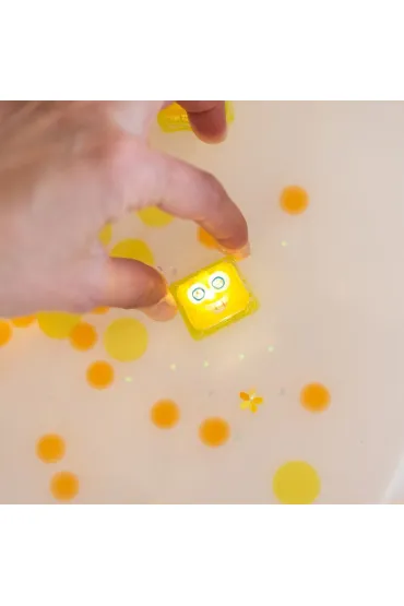 Glo Pals Kostki sensoryczne �wiec�ce w wodzie - Alex