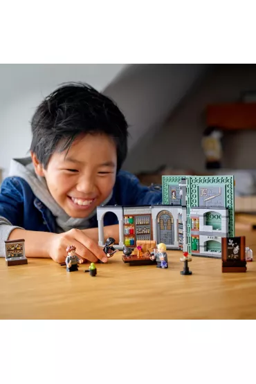 LEGO Harry Potter Chwile z Hogwartu: zajcia z eliksirw 76383