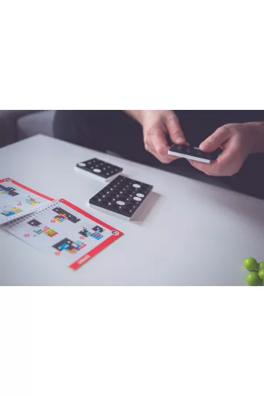 Smart Games. Quadrillion (ENG) IUVI Games