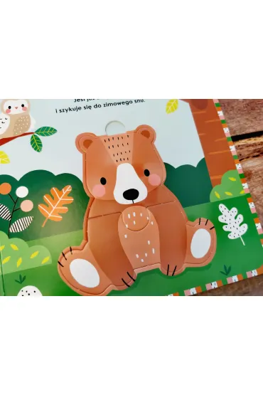 W lesie. Akademia m�drego dziecka. Uk�adam puzzle - Rebecca  Weerasekera