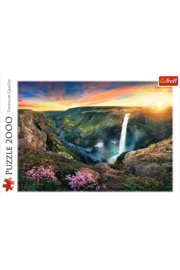 Puzzle 2000 el. Wodospad Haifoss. Islandia Trefl