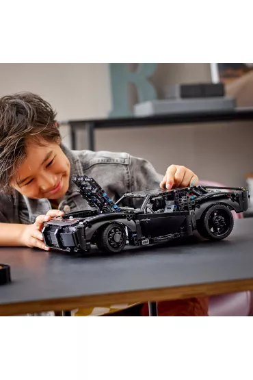 LEGO Technic The Batman - Batmobile 42127