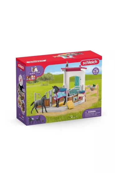 Zagroda dla koni z klacz� i �rebakiem Horse Club