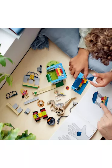 LEGO Jurassic World Ucieczka welociraptora 76957