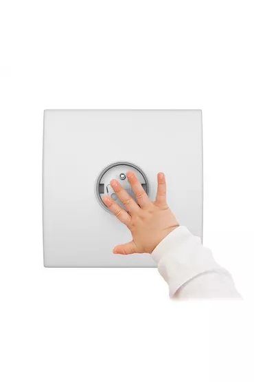 Babyono Zabezpieczenie do gniazd elektrycznych. Zalepka rotacyjna
