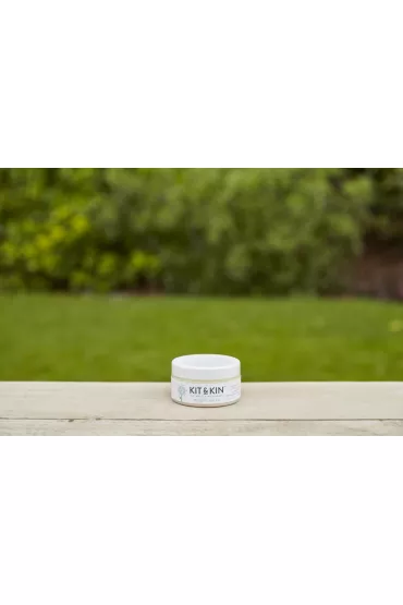 Kit and Kin Organiczna Ma do Zada Specjalnych dla Maluszka 100 ml