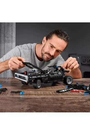 LEGO Technic Dom's Dodge Charger 42111