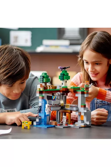 LEGO Minecraft Pierwsza przygoda 21169