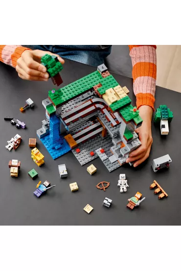 LEGO Minecraft Pierwsza przygoda 21169