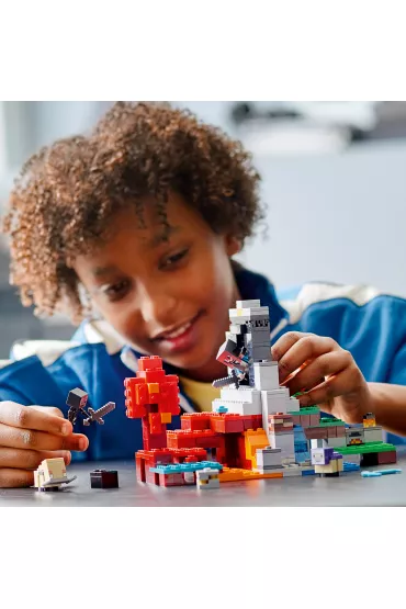 LEGO Minecraft Zniszczony portal 21172