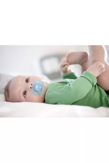 Avent Smoczek ortodontyczny silikonowy/gryzak Freeflow niebieski 0-6 m-cy 2 szt.