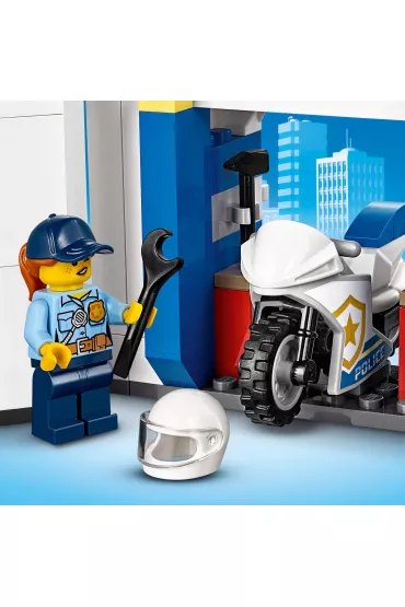 LEGO City Posterunek policji 60246