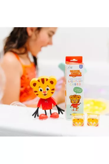 Glo Pals Posta� do k�pieli Tygrysek Daniel - zestaw z dwiema kostkami sensorycznymi �wiec�cymi w wodzie
