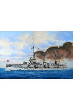 Russian WWI Battleship Gangut Revell
