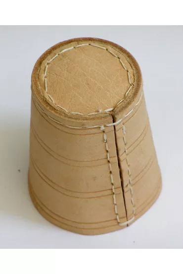 Kubek do gry w ko�ci /84 mm