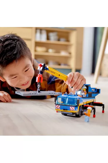 LEGO City �uraw samochodowy 60324