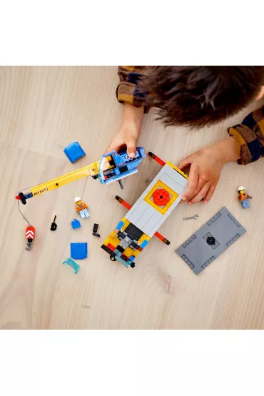 LEGO City �uraw samochodowy 60324