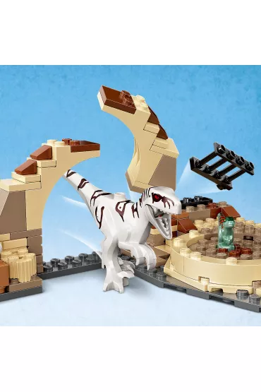 LEGO Jurassic World Atrociraptor: po�cig na motocyklu 76945