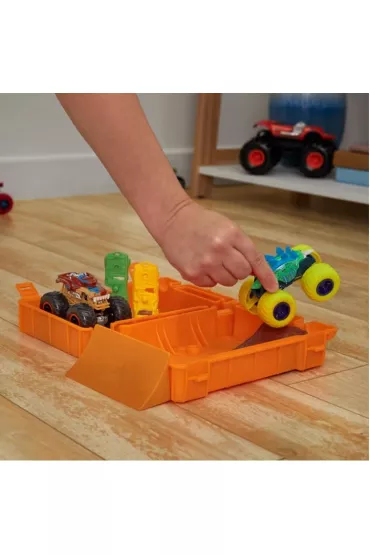 Hot Wheels. Monster Trucks Tankuj i jed� Mattel