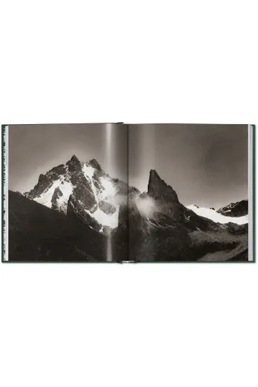 Peter Beard. The End of the Game - Peter  Beard