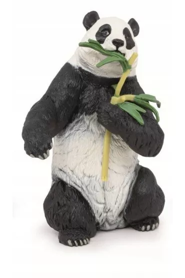 Panda z bambusem