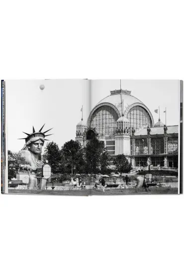 Paris. Portrait of a City wer. angielska - Jean-Claude Gautrand