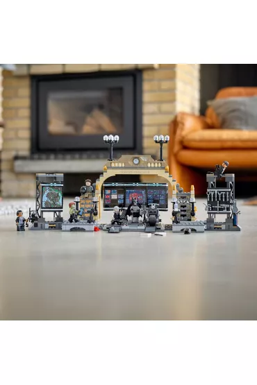 LEGO DC Batman Jaskinia Batmana: pojedynek z Cz�owiekiem-Zagadk� 76183